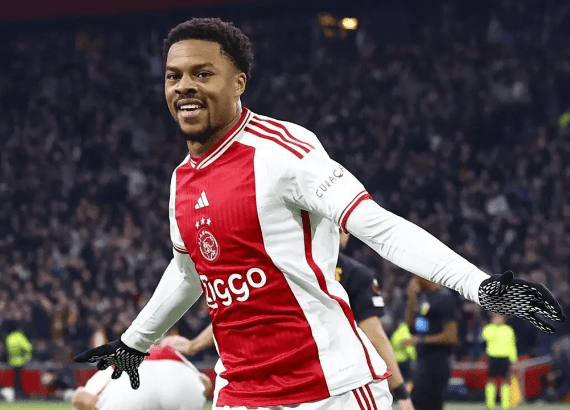 开云体育官网-加时末段埃因霍温备战NBA总决赛，再遭质疑细节曝光，话题不断，轮换策略成焦点(nba总决赛勇士vs骑士)