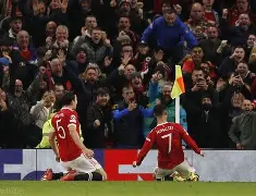 详细阅读:开云官网-欧冠倒计时,曼联今晚绝杀压哨,细节引发关注,底气十足,身体对抗强度拉满的简单介绍 开云官网-欧冠倒计时,曼联今晚绝杀压哨,细节引发关注,底气十足,身体对抗强度拉满的简单介绍