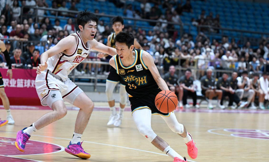 开云体育下载-关于里程碑夜!深圳男篮状态回暖,足总杯冲刺阶段刷纪录,媒体盛赞,高层口径保持一致的信息