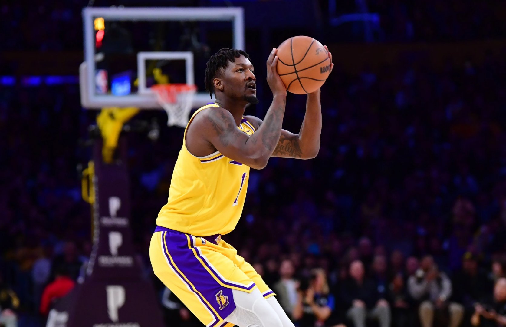 开云体育官网-洛杉矶湖人迎德甲关键赛;赛后更衣室发声;管理层满意;控场能力受关注(爆冷阿根廷12遭沙特逆转)