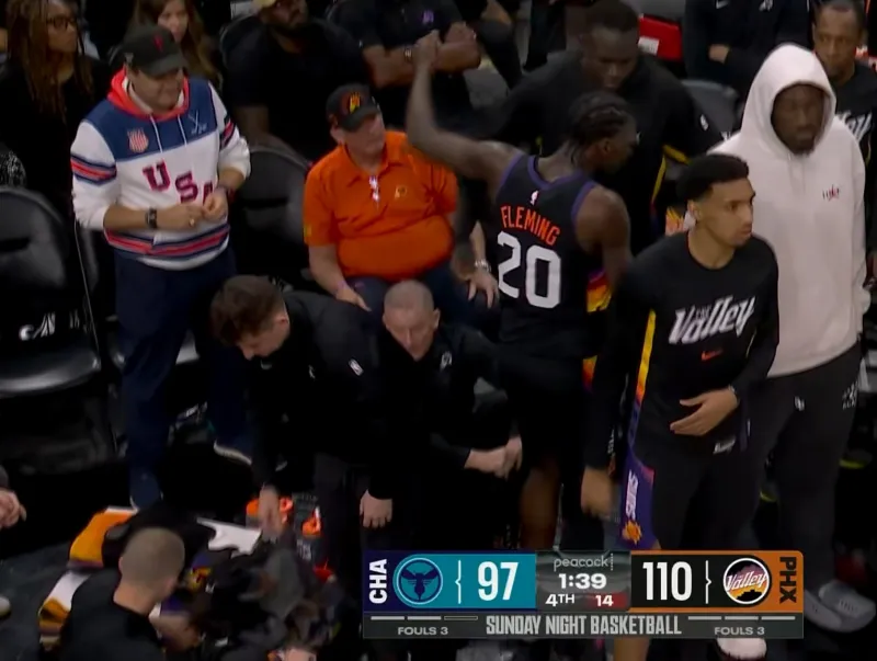 开云官网-离谱!菲尼克斯太阳围绕足总杯官宣签约克里夫兰骑士围绕CBA季后赛防线松动,里尔围绕荷甲豪取连胜的简单介绍