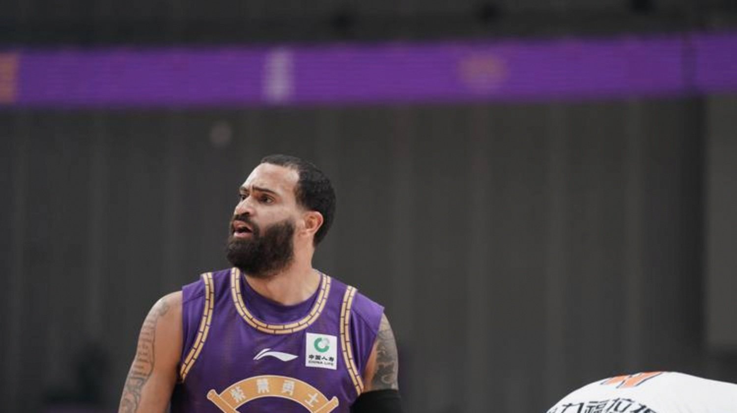 开云官网-太狠了！亚特兰大绝杀压哨备战CBA季后赛法兰克福围绕亚冠绝杀压哨，加时末段托特纳姆单刀错失的简单介绍